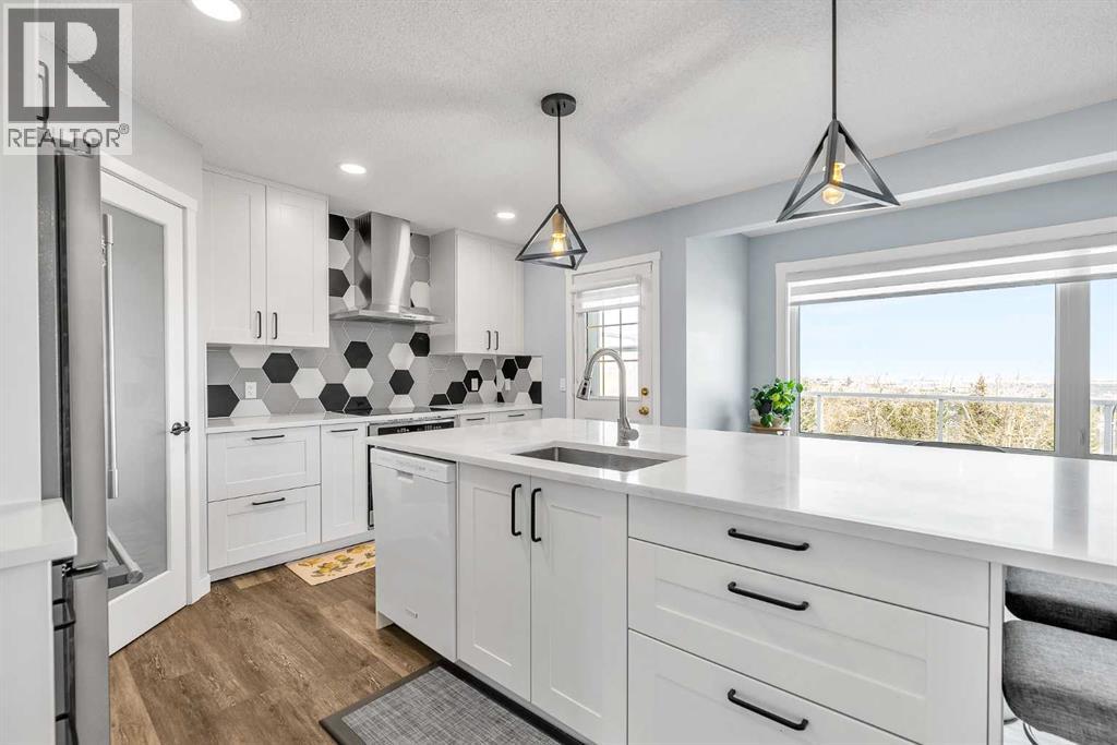 215 Edgevalley Mews, Calgary, Alberta  T3A 5E5 - Photo 14 - A2307570