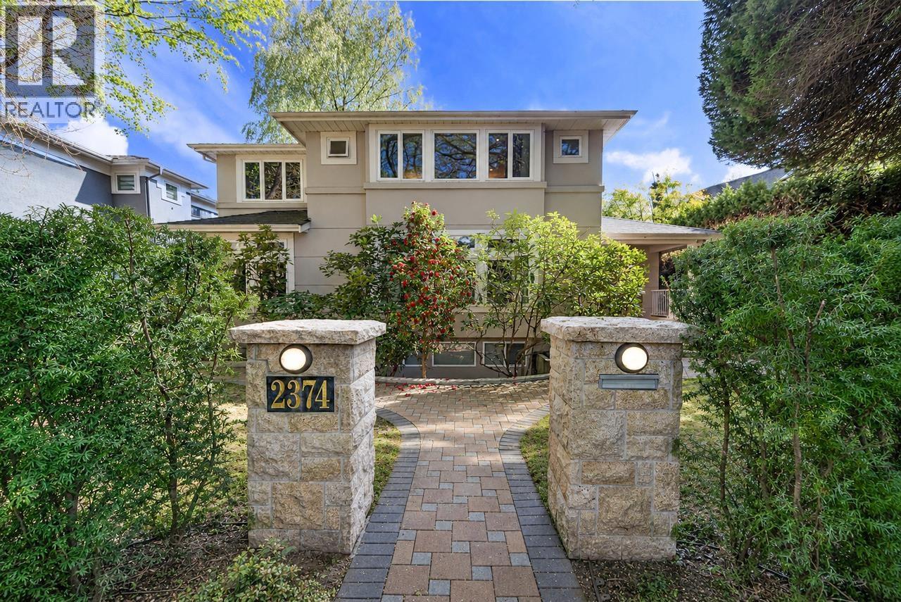 2374 W 35th Avenue, Vancouver, British Columbia  V6M 1J6 - Photo 1 - R3119505