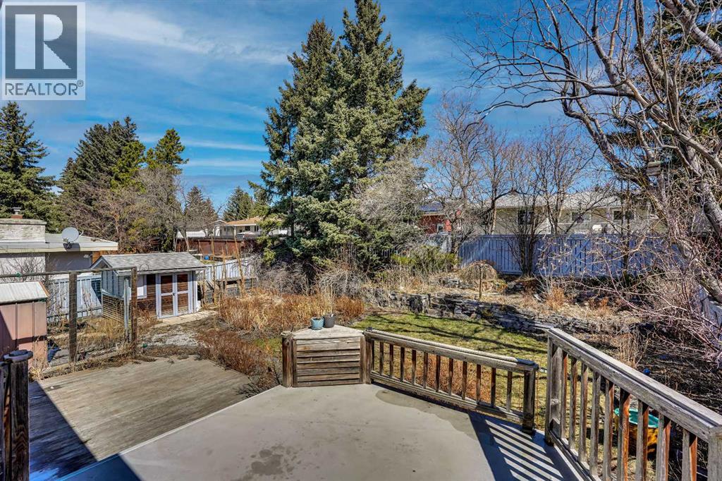208 Dalcastle Court Nw, Calgary, Alberta  T3A 2A7 - Photo 39 - A2306174