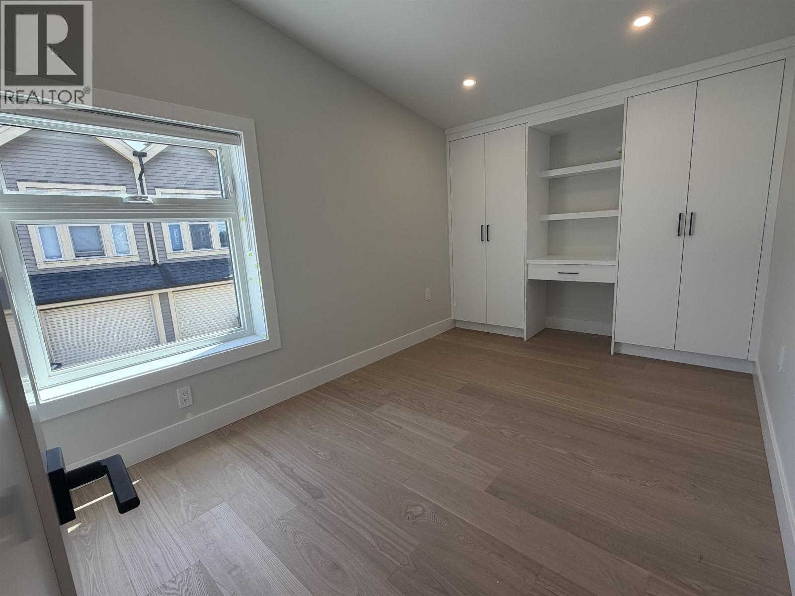 3768 Fleming Street, Vancouver, British Columbia  V5N 3W2 - Photo 10 - R3119872