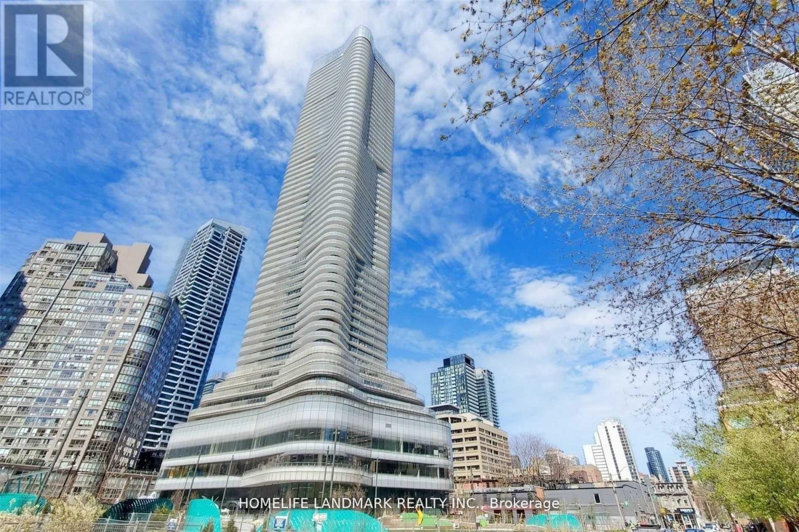 4710 - 11 WELLESLEY STREET W, Toronto, Ontario