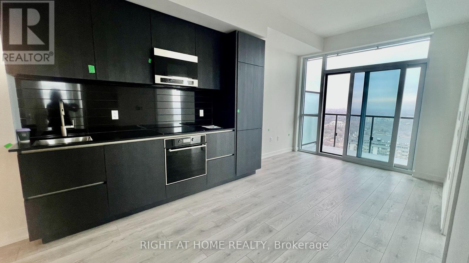 Lph09 - 110 Broadway Avenue, Toronto, Ontario  M4P 1V7 - Photo 5 - C13088040