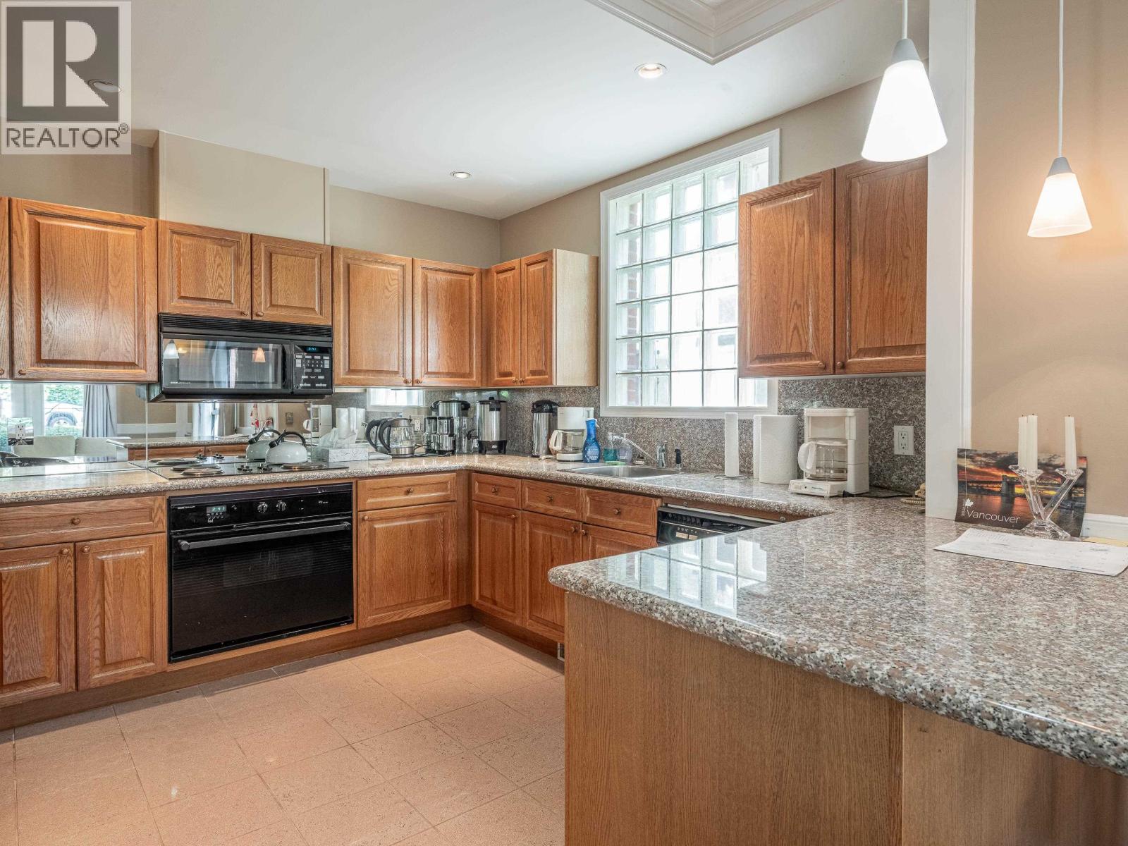302 1520 Harwood Street, Vancouver, British Columbia  V6G 1X9 - Photo 37 - R3119981