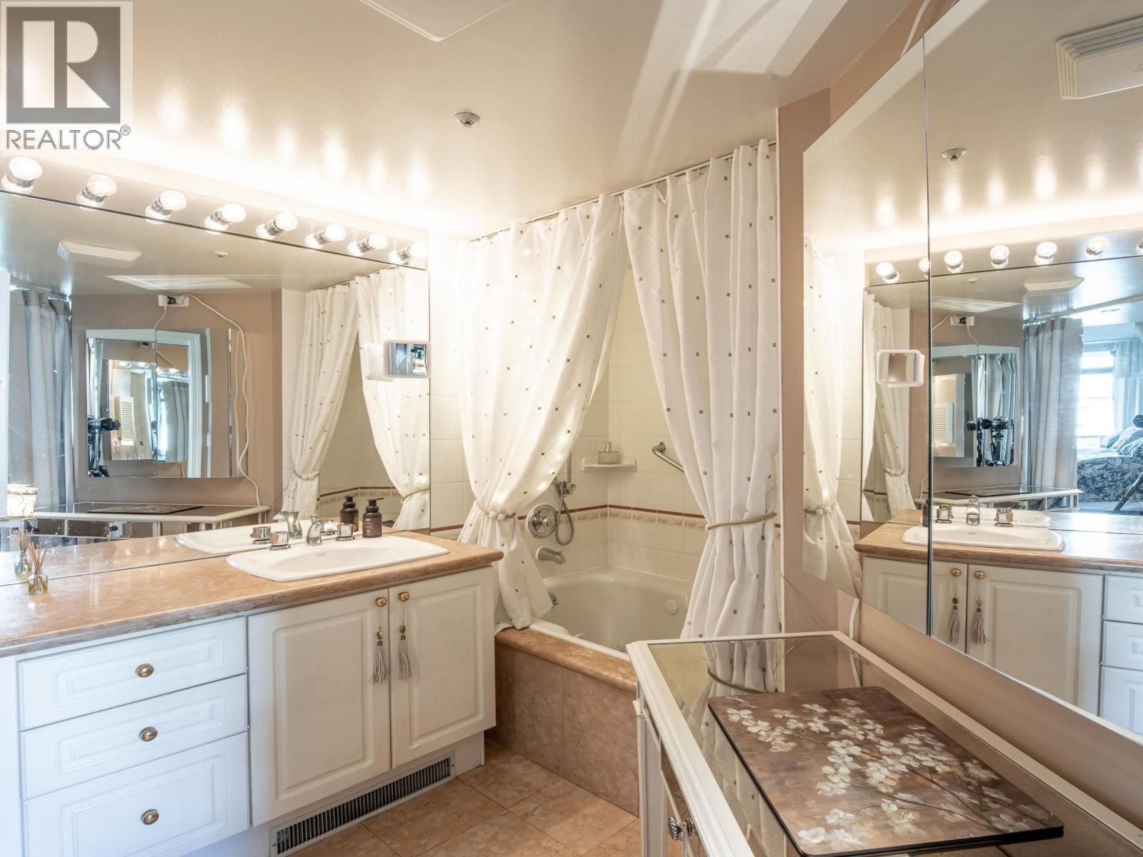 302 1520 Harwood Street, Vancouver, British Columbia  V6G 1X9 - Photo 31 - R3119981