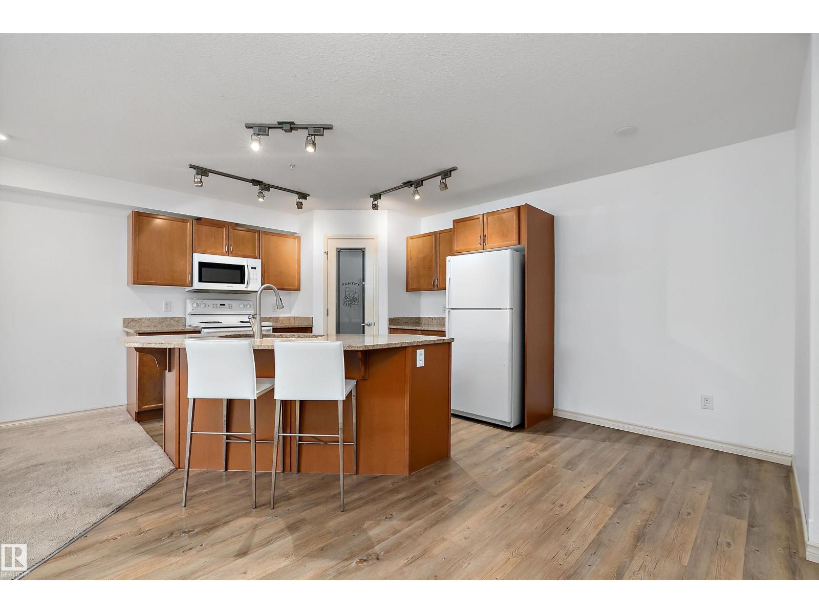 Unknown Address, ,     - Photo 10 - E4485904