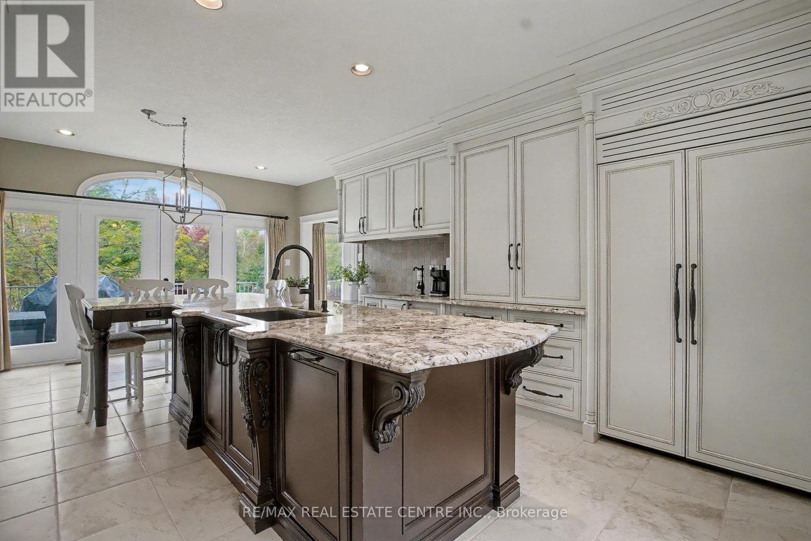 4220 Ennisclare Drive, Milton, Ontario  N0B 2K0 - Photo 13 - W13088030