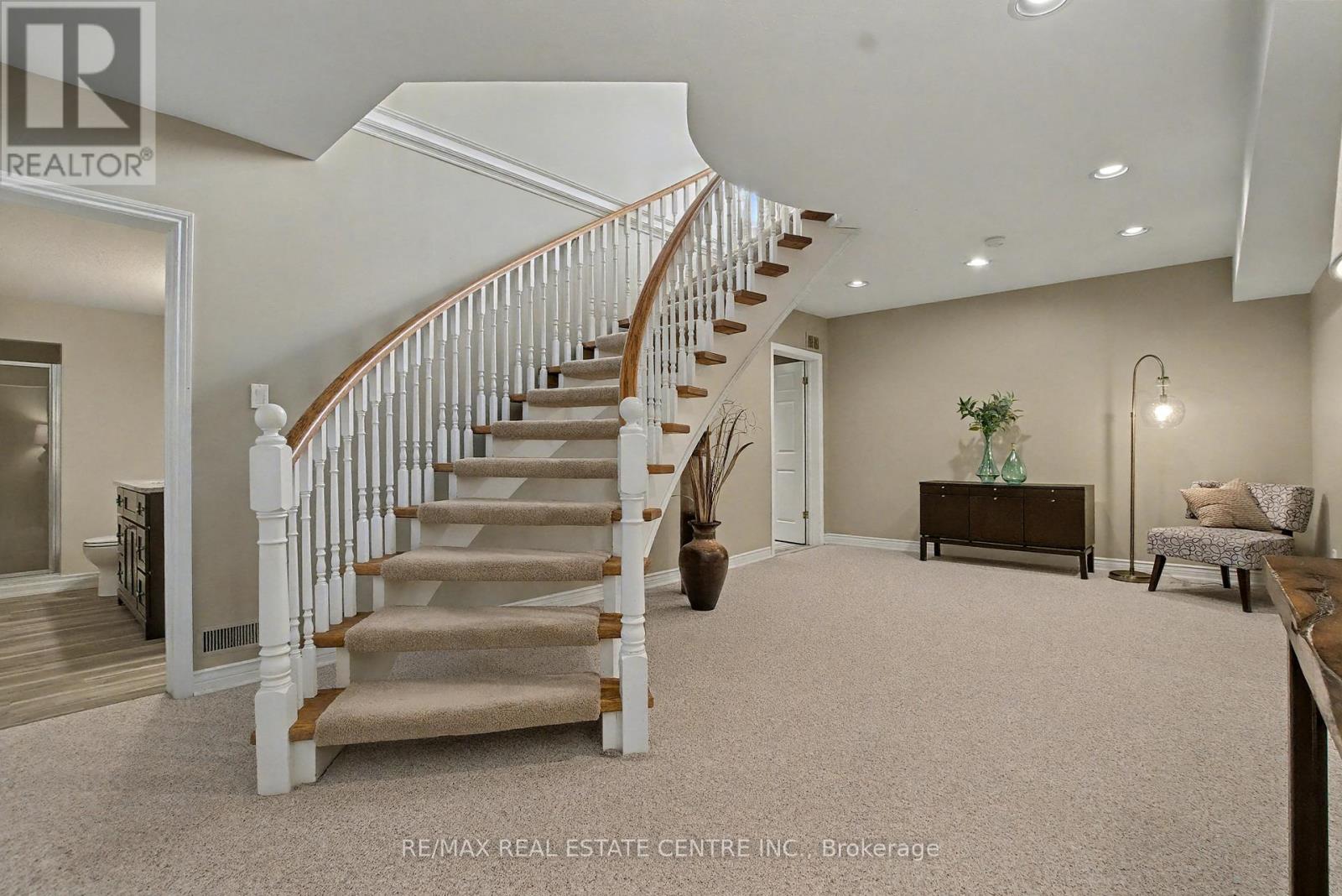 4220 Ennisclare Drive, Milton, Ontario  N0B 2K0 - Photo 28 - W13088030