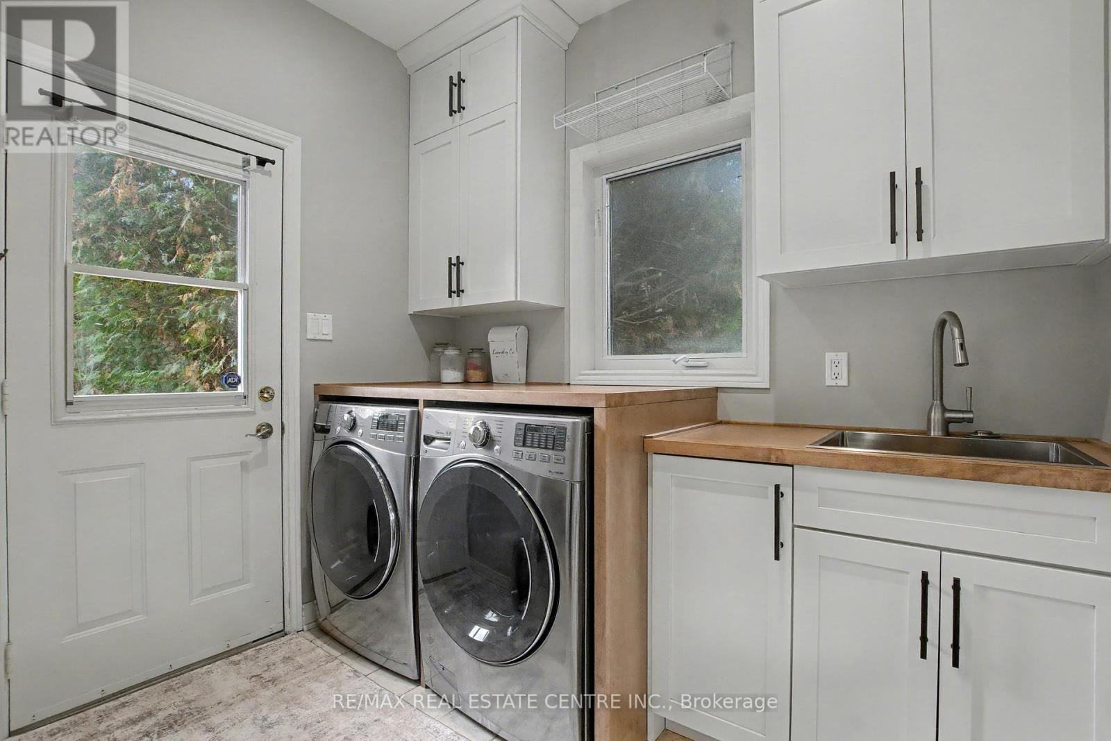 4220 Ennisclare Drive, Milton, Ontario  N0B 2K0 - Photo 35 - W13088030