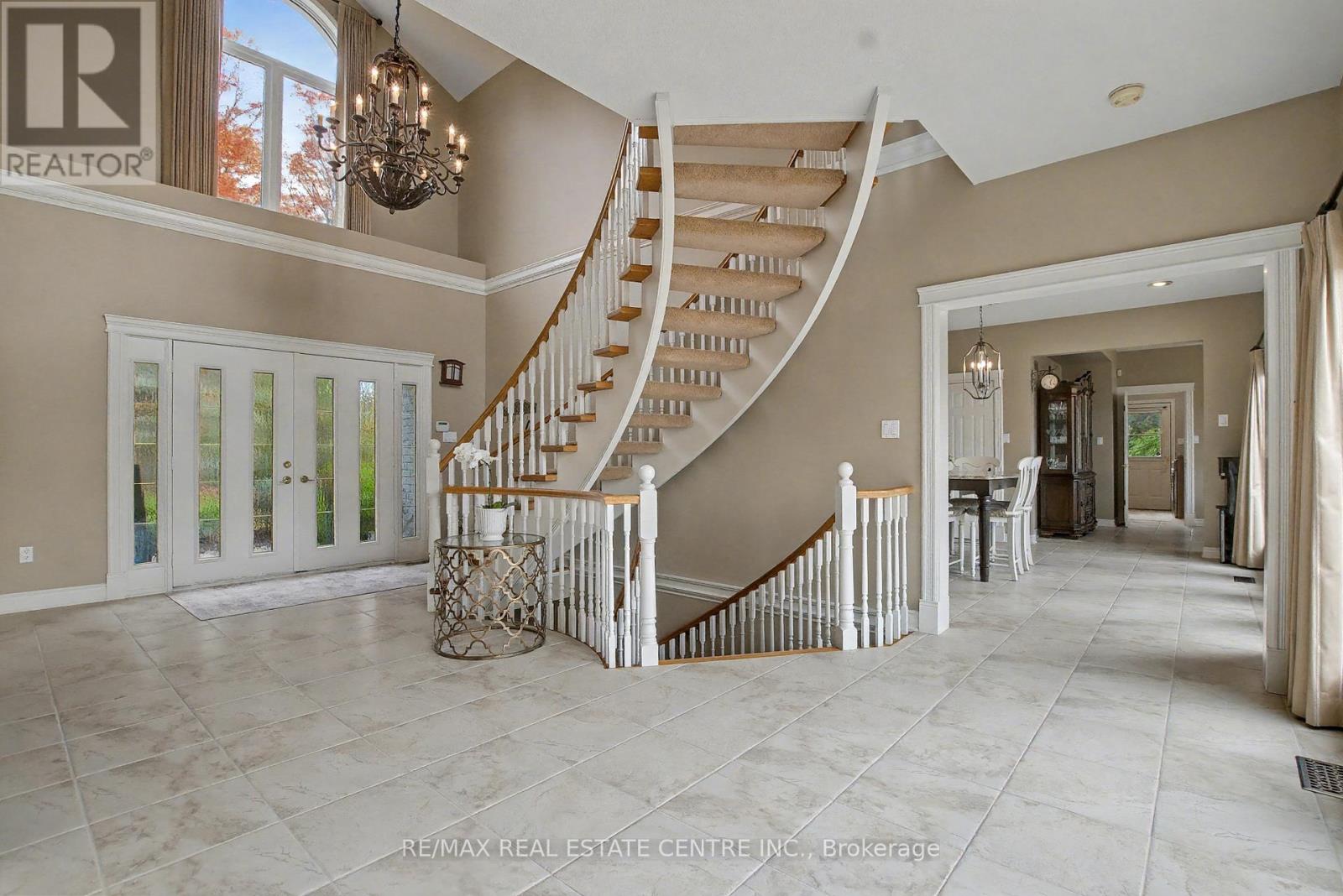 4220 Ennisclare Drive, Milton, Ontario  N0B 2K0 - Photo 7 - W13088030