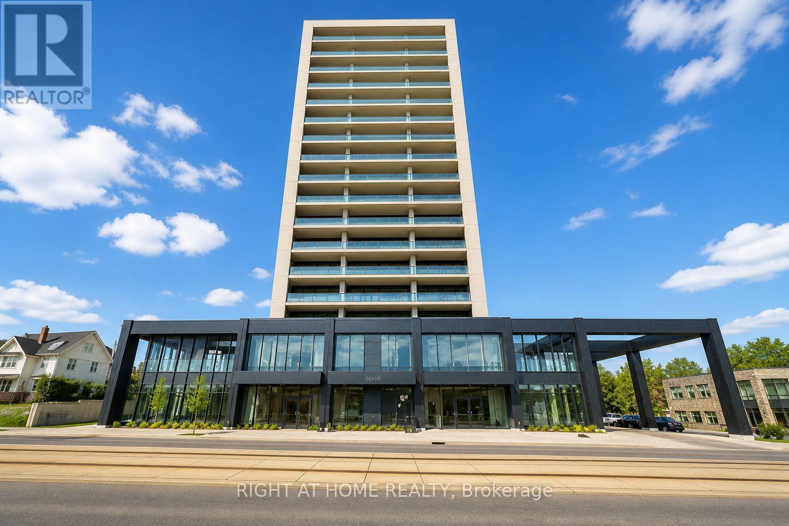 101 - 741 KING STREET W, Kitchener, Ontario