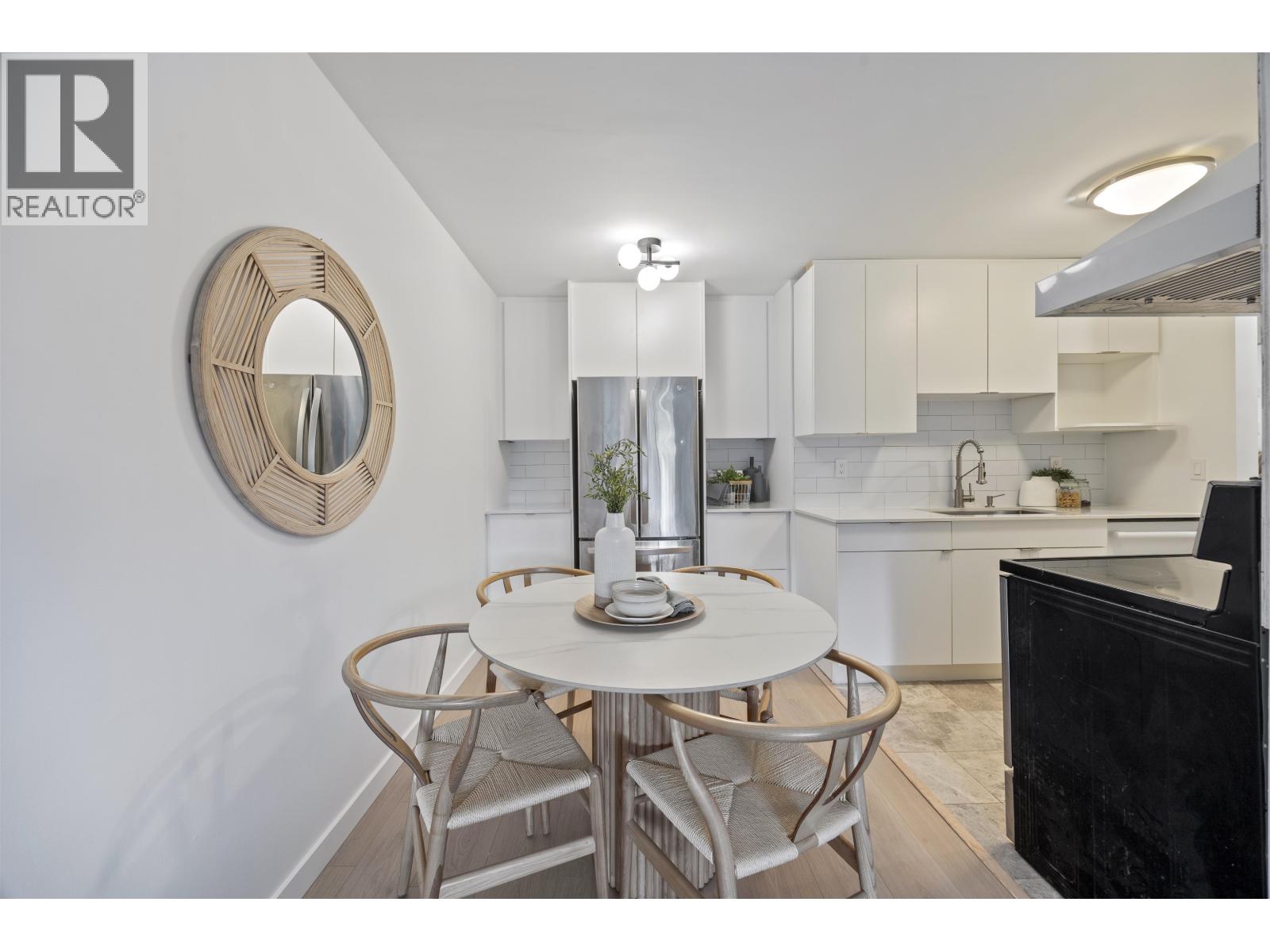 105 1440 E Broadway, Vancouver, British Columbia  V5N 5P2 - Photo 11 - R3119889