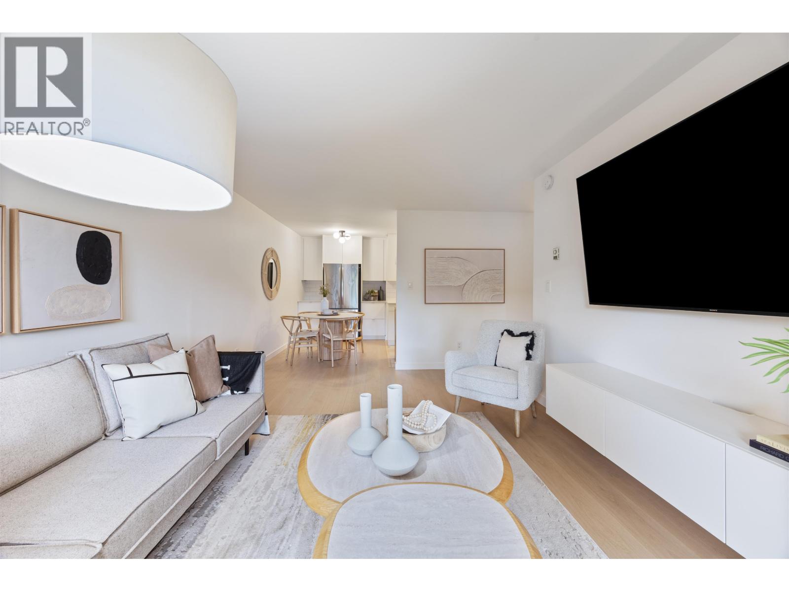 105 1440 E Broadway, Vancouver, British Columbia  V5N 5P2 - Photo 8 - R3119889