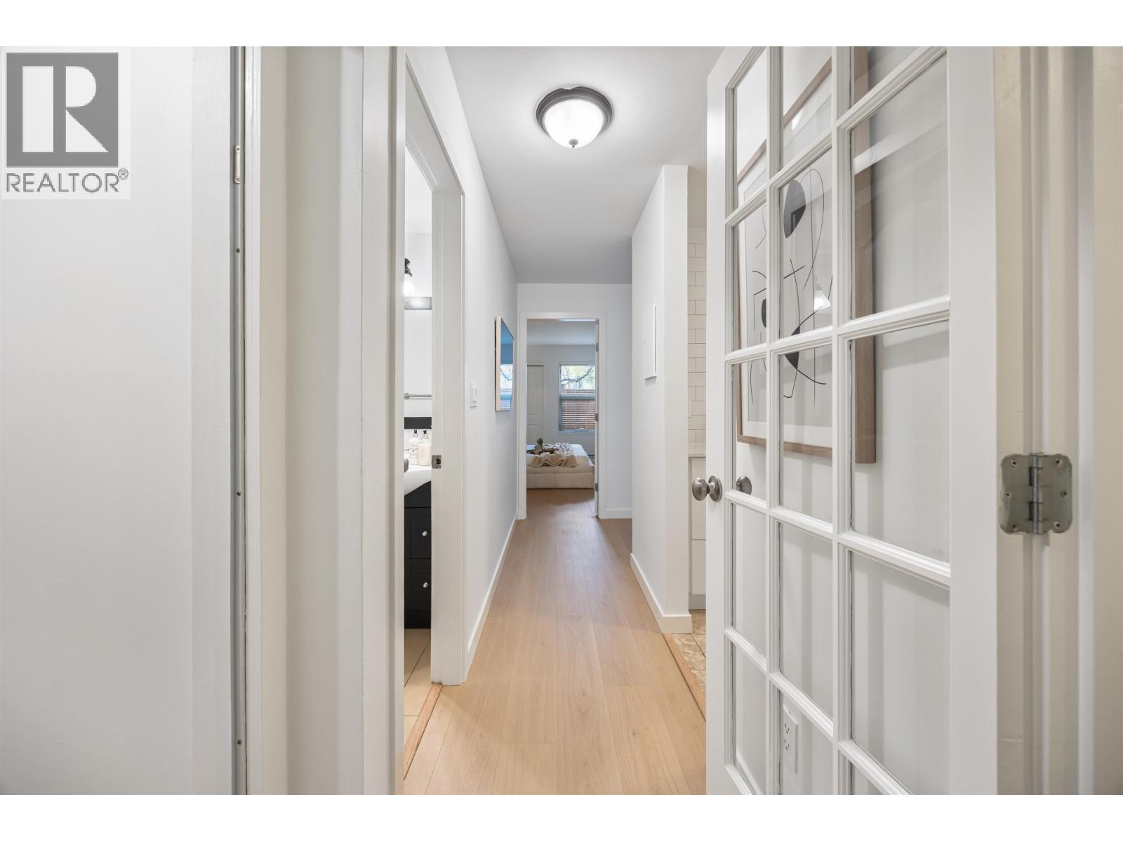 105 1440 E Broadway, Vancouver, British Columbia  V5N 5P2 - Photo 4 - R3119889