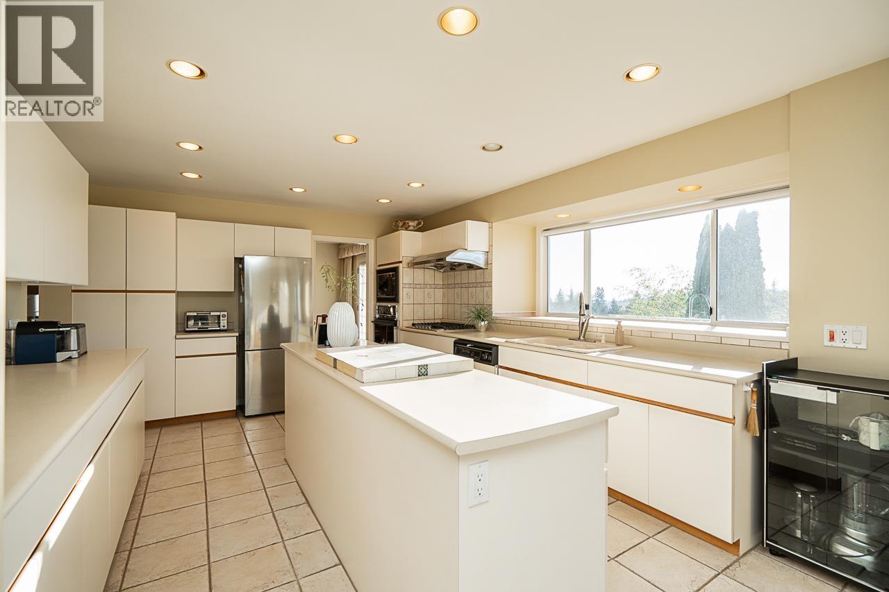 97 Timbercrest Drive, Port Moody, British Columbia  V3H 4T1 - Photo 9 - R3085952