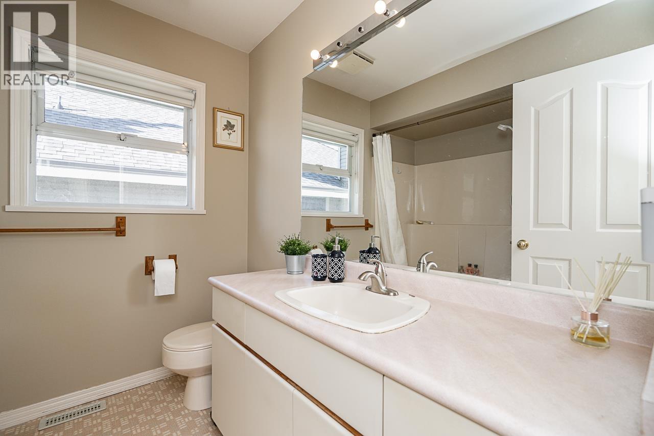 97 Timbercrest Drive, Port Moody, British Columbia  V3H 4T1 - Photo 26 - R3085952