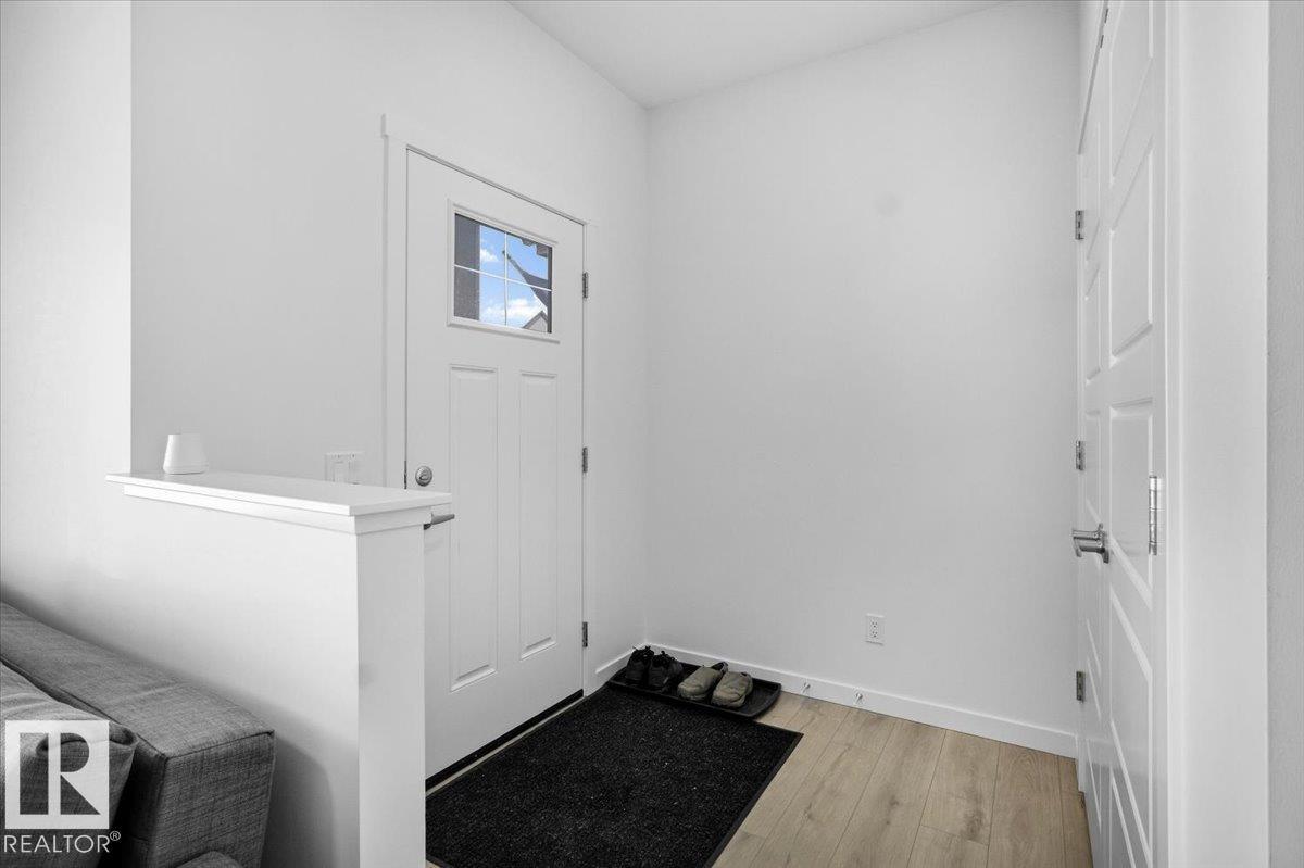 3323 Erlanger Bn Nw, Edmonton, Alberta  T6M 3A6 - Photo 3 - E4485909