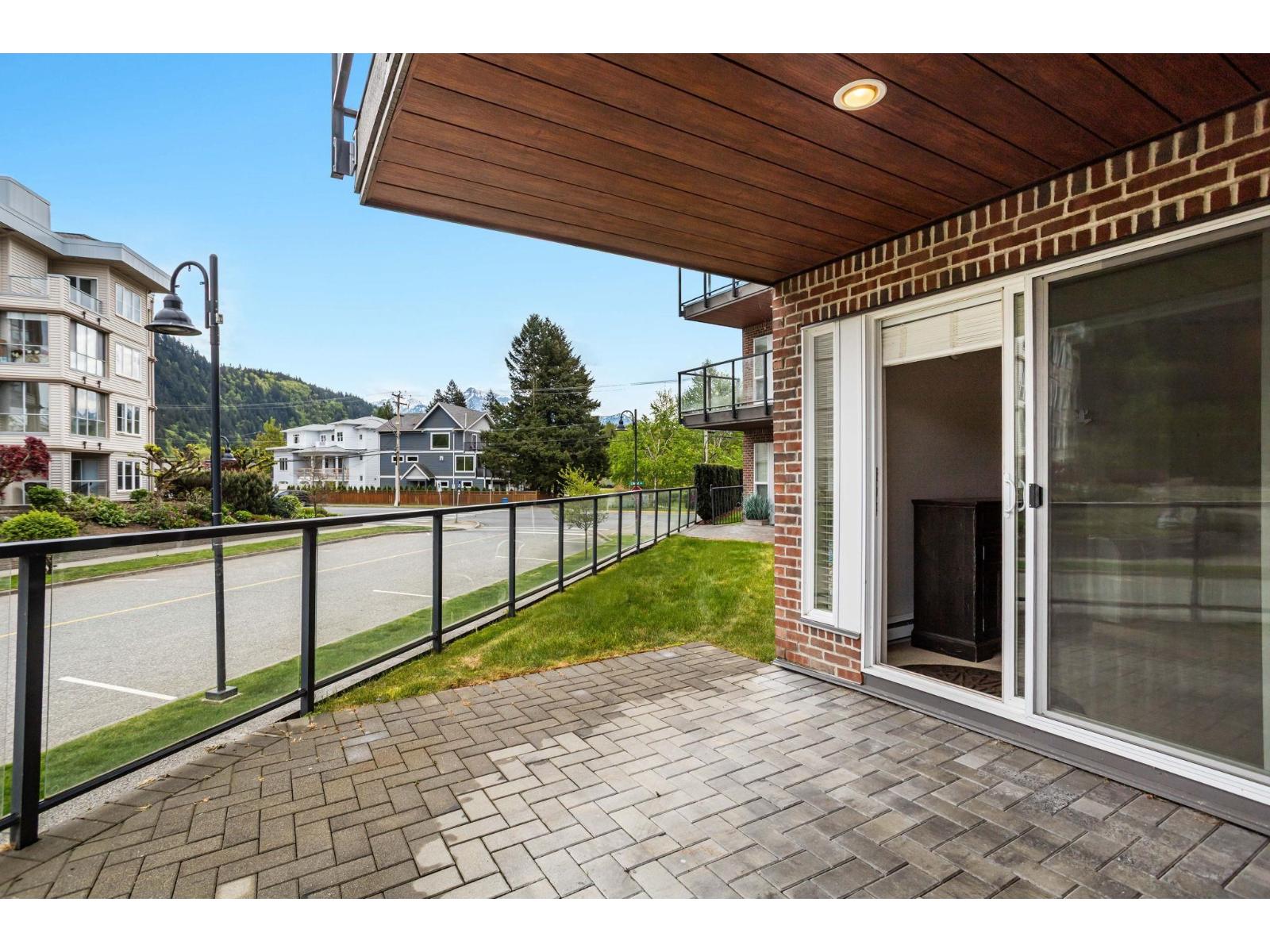 123 378 Esplanade Avenue, Harrison Hot Springs, Harrison Hot Springs, British Columbia  V0M 1A3 - Photo 13 - R3119878