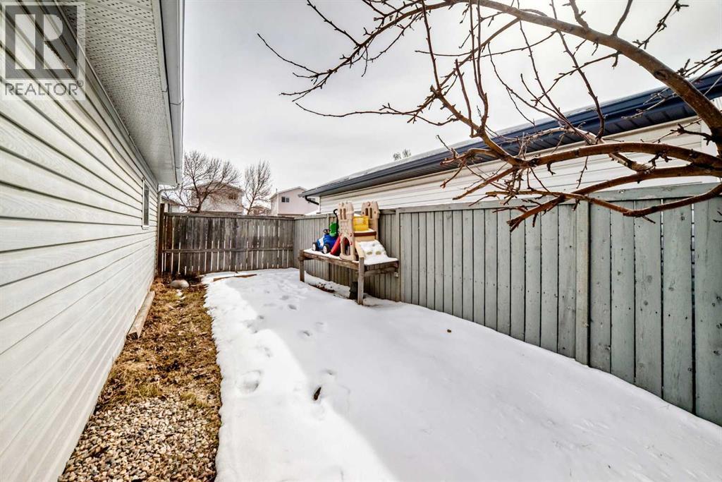 38 San Diego Way NE, Calgary, Alberta  T1Y 7A4 - Photo 47 - A2307988