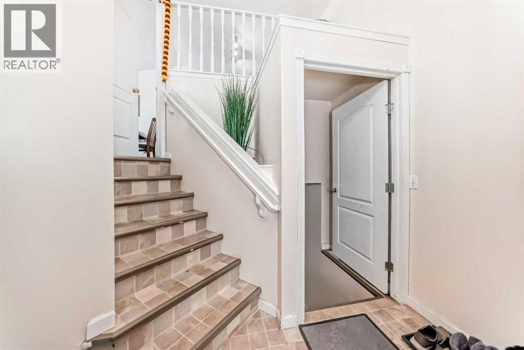 38 San Diego Way NE, Calgary, Alberta  T1Y 7A4 - Photo 5 - A2307988