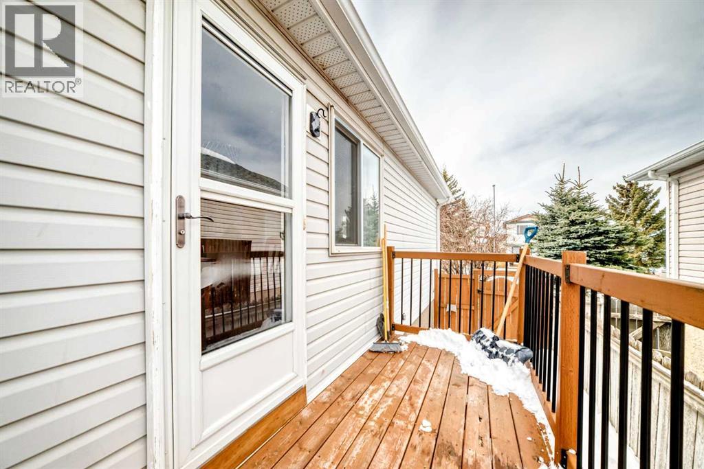 38 San Diego Way NE, Calgary, Alberta  T1Y 7A4 - Photo 12 - A2307988