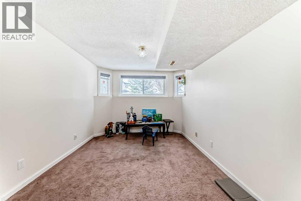 38 San Diego Way NE, Calgary, Alberta  T1Y 7A4 - Photo 36 - A2307988