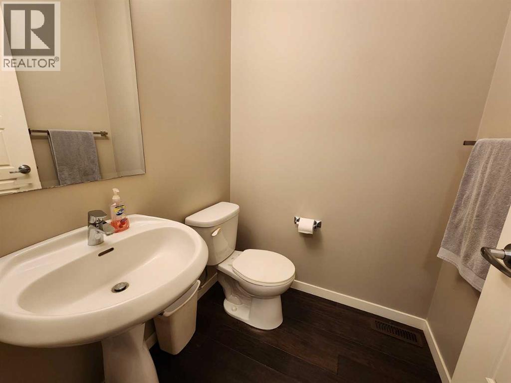 217 Panatella Walk NW, Calgary, Alberta  T3K 0Z3 - Photo 15 - A2283128