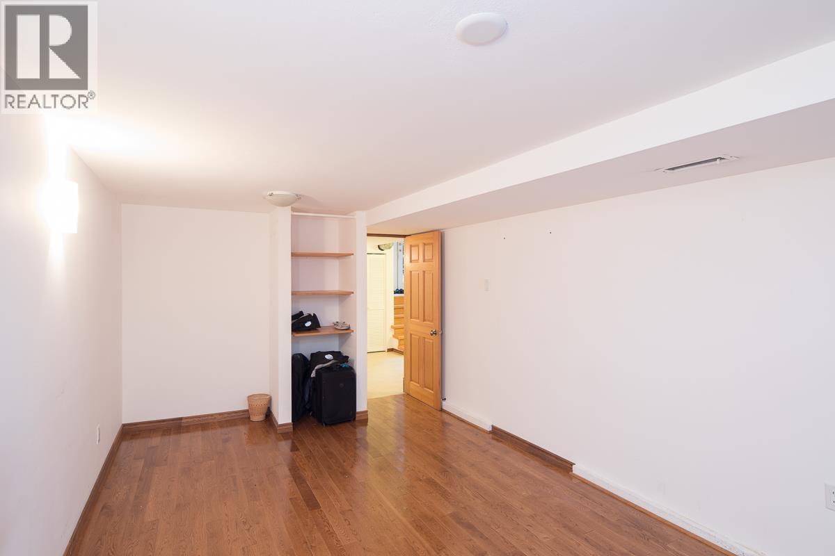 2305 W 3rd Avenue, Vancouver, British Columbia  V6K 1L6 - Photo 26 - R3067479