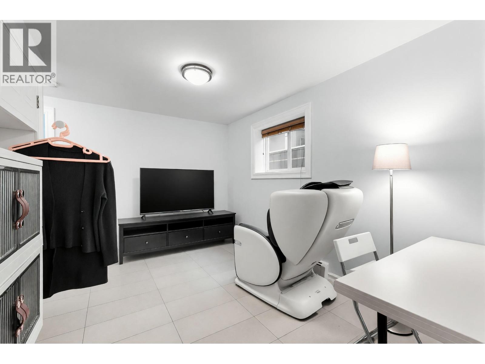2166 E 39th Avenue, Vancouver, British Columbia  V5P 1H7 - Photo 28 - R3118815