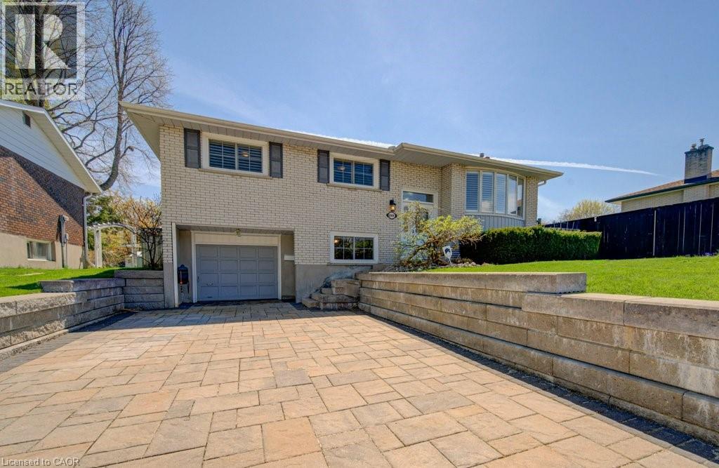 682 GLEN FORREST Boulevard, Waterloo, Ontario