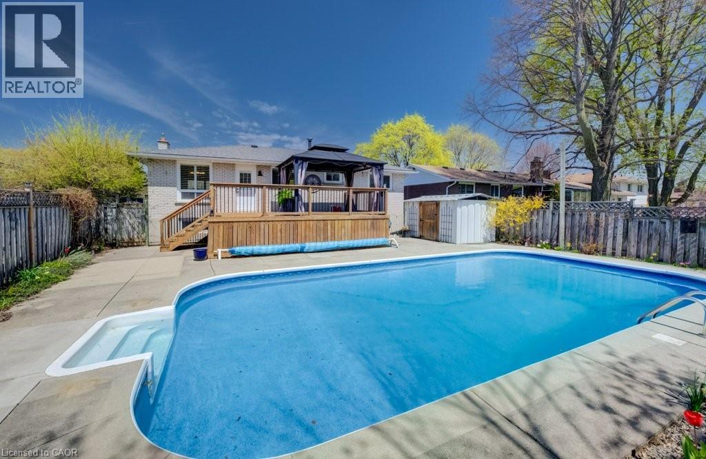 682 Glen Forrest Boulevard, Waterloo, Ontario  N2L 4K6 - Photo 34 - 40823335