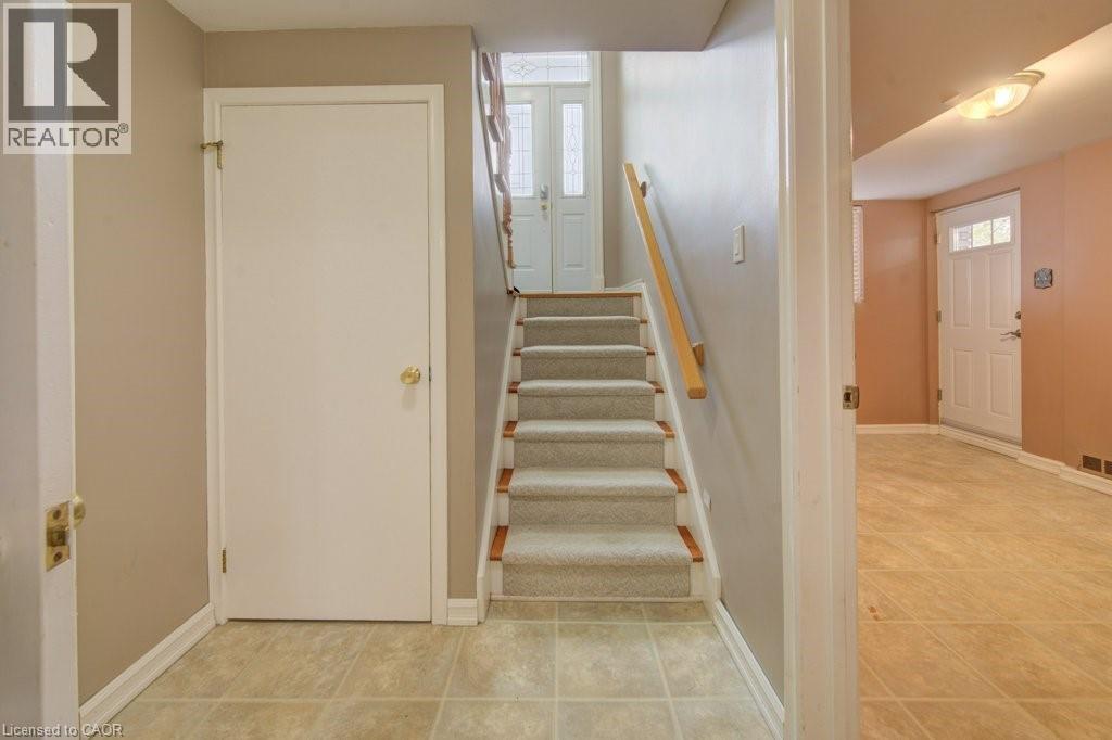 682 Glen Forrest Boulevard, Waterloo, Ontario  N2L 4K6 - Photo 19 - 40823335