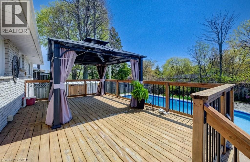682 Glen Forrest Boulevard, Waterloo, Ontario  N2L 4K6 - Photo 37 - 40823335