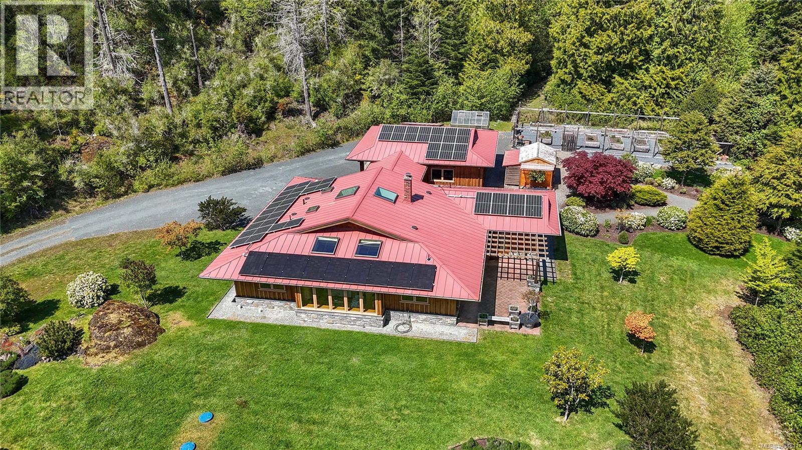 7708 West Coast Rd, Sooke, British Columbia  V9Z 0R7 - Photo 3 - 1034811