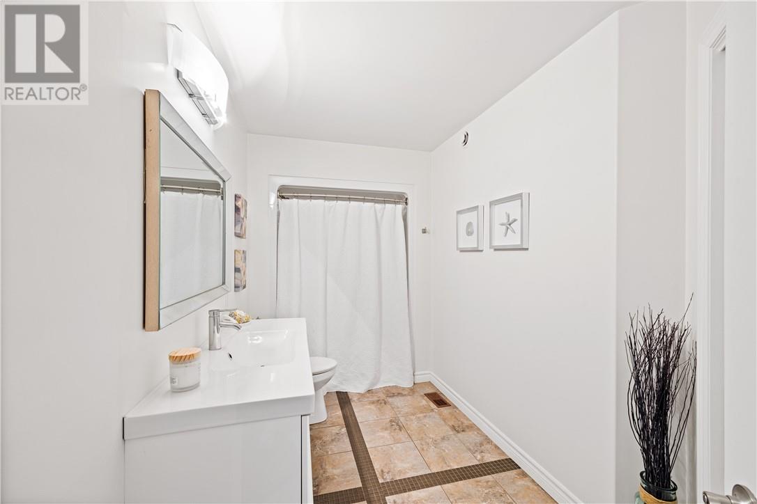 104 Alpine Street, Garson, Ontario  P3L 1L8 - Photo 16 - 2127444