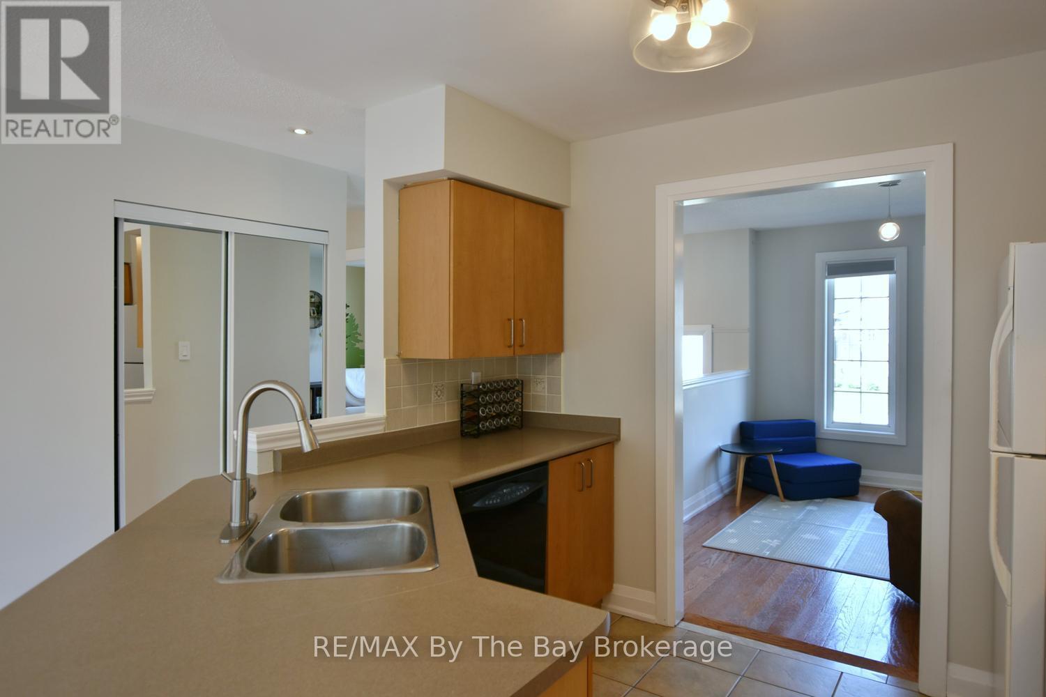 21 Northwood Drive, Wasaga Beach, Ontario  L9Z 3B5 - Photo 16 - S13088134