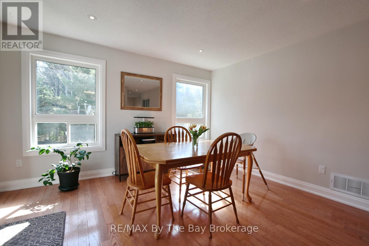21 Northwood Drive, Wasaga Beach, Ontario  L9Z 3B5 - Photo 17 - S13088134