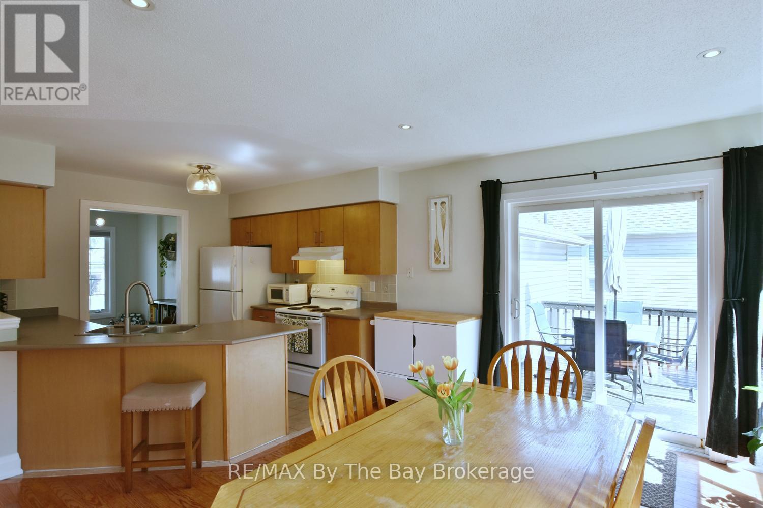 21 Northwood Drive, Wasaga Beach, Ontario  L9Z 3B5 - Photo 19 - S13088134