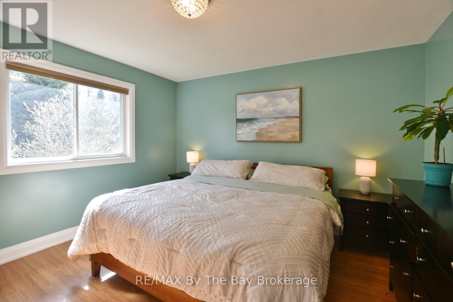 21 Northwood Drive, Wasaga Beach, Ontario  L9Z 3B5 - Photo 21 - S13088134