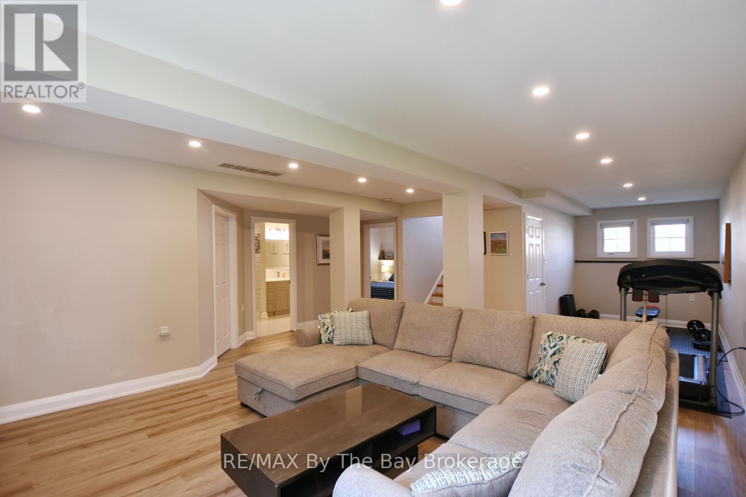 21 Northwood Drive, Wasaga Beach, Ontario  L9Z 3B5 - Photo 30 - S13088134