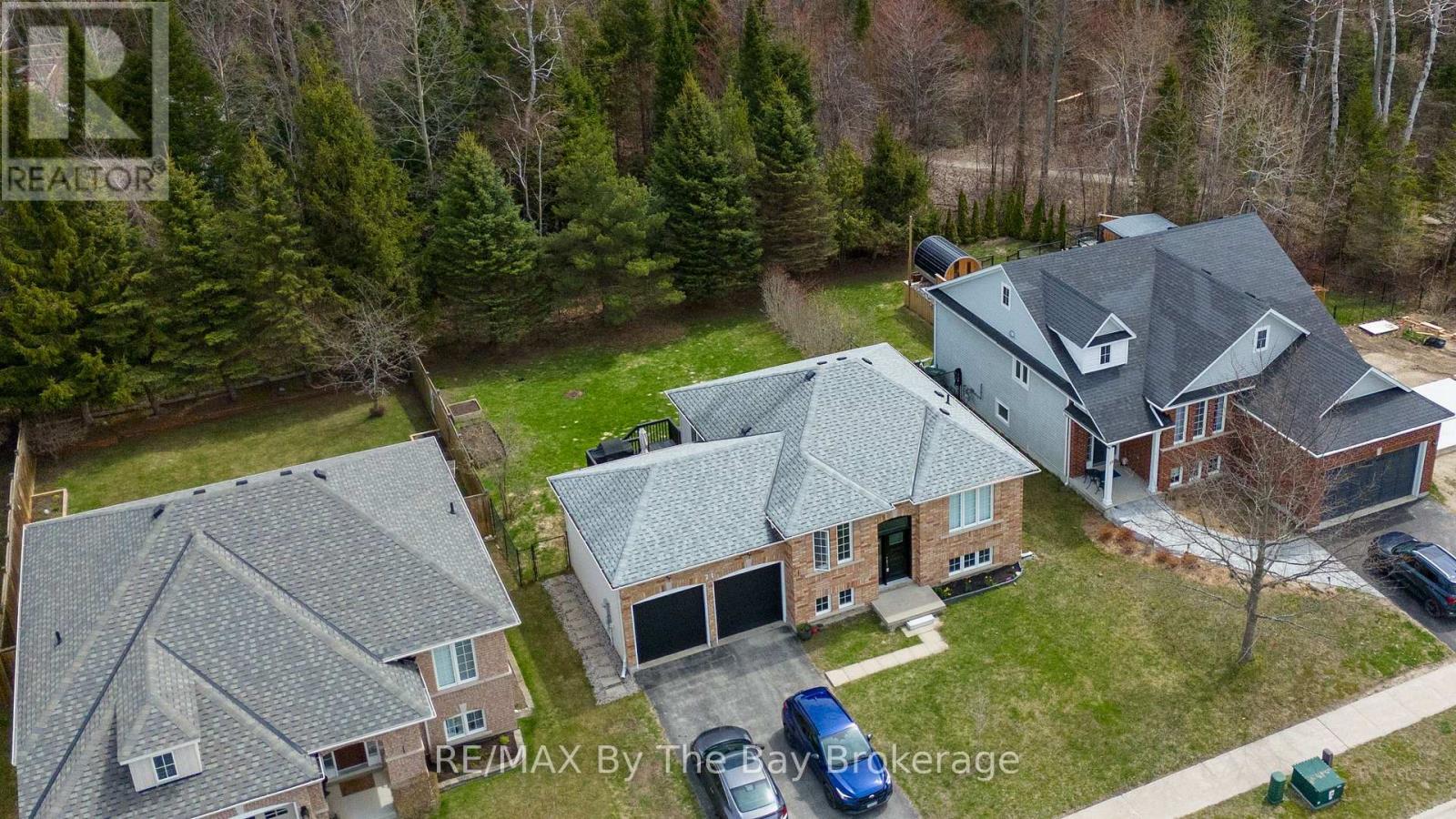 21 Northwood Drive, Wasaga Beach, Ontario  L9Z 3B5 - Photo 8 - S13088134