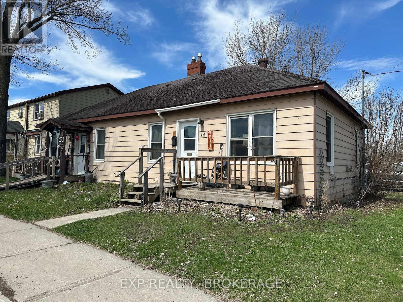 14 LOUIS STREET, brockville, Ontario