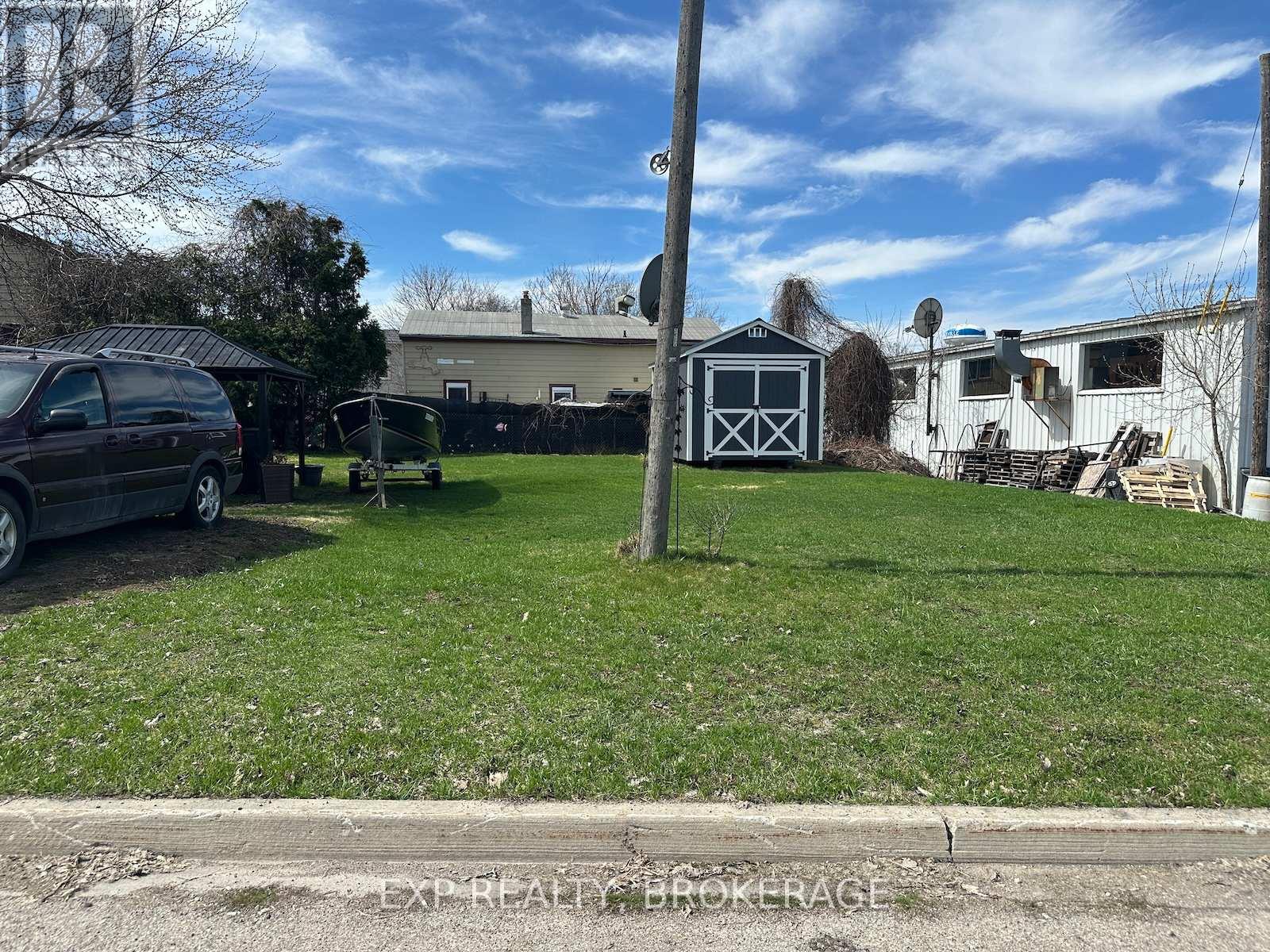 14 Louis Street, Brockville, Ontario  K6V 4H5 - Photo 14 - X13088116