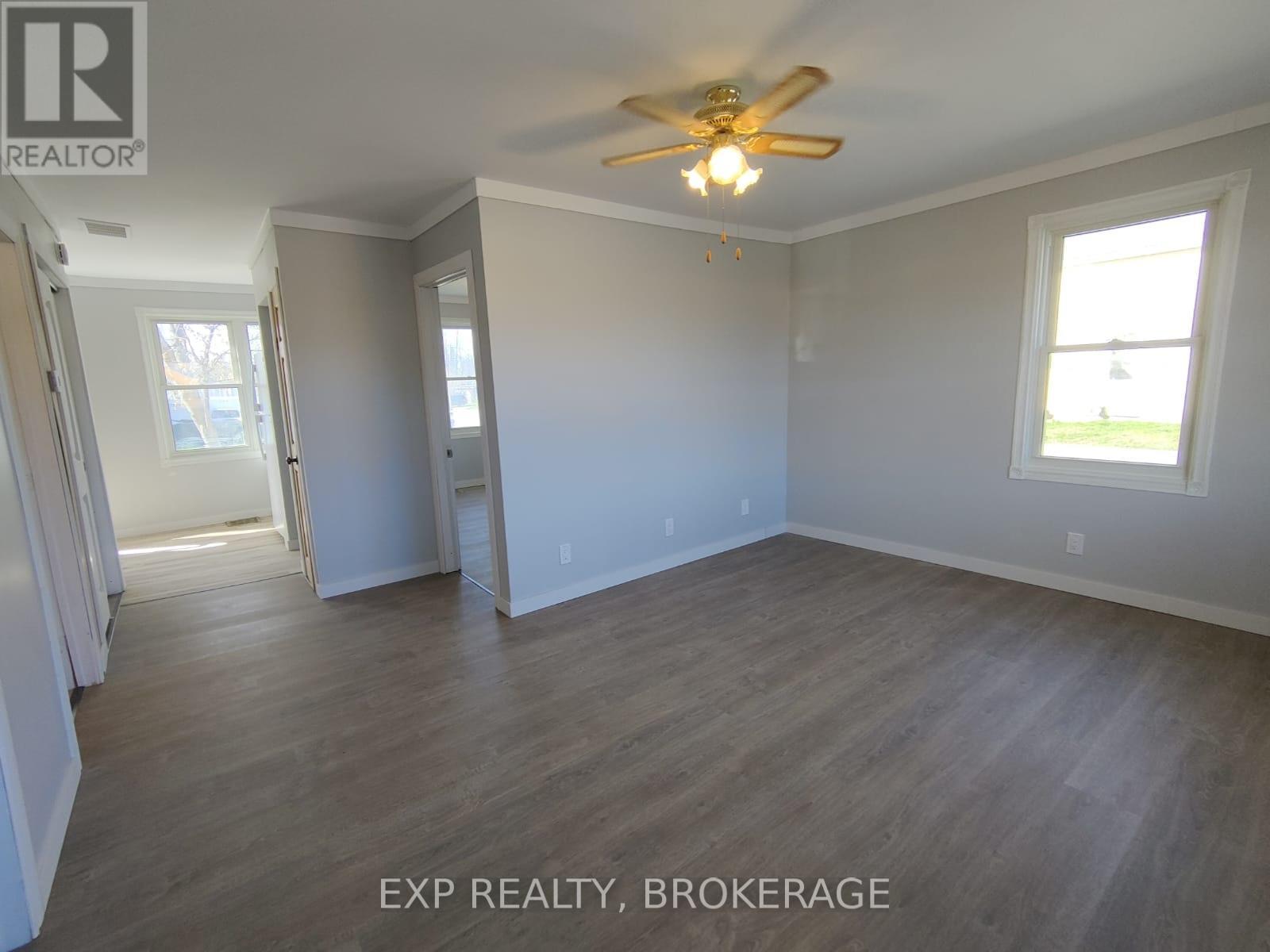 14 Louis Street, Brockville, Ontario  K6V 4H5 - Photo 2 - X13088116