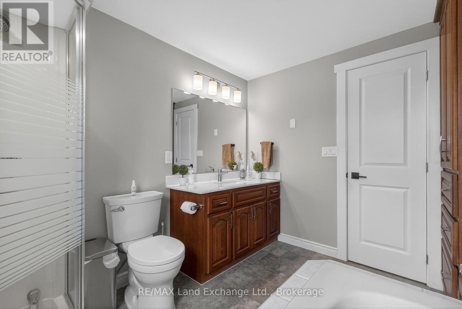 752 Palmateer Drive, Kincardine, Ontario  N2Z 1R8 - Photo 26 - X13088126