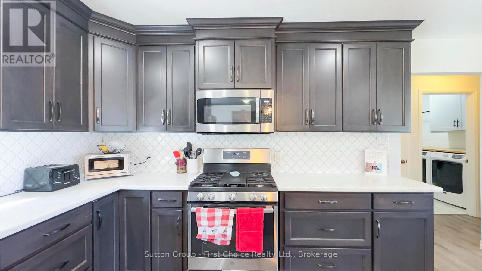 10 Bayfield Street E, Huron East, Ontario  N0K 1G0 - Photo 16 - X13088184