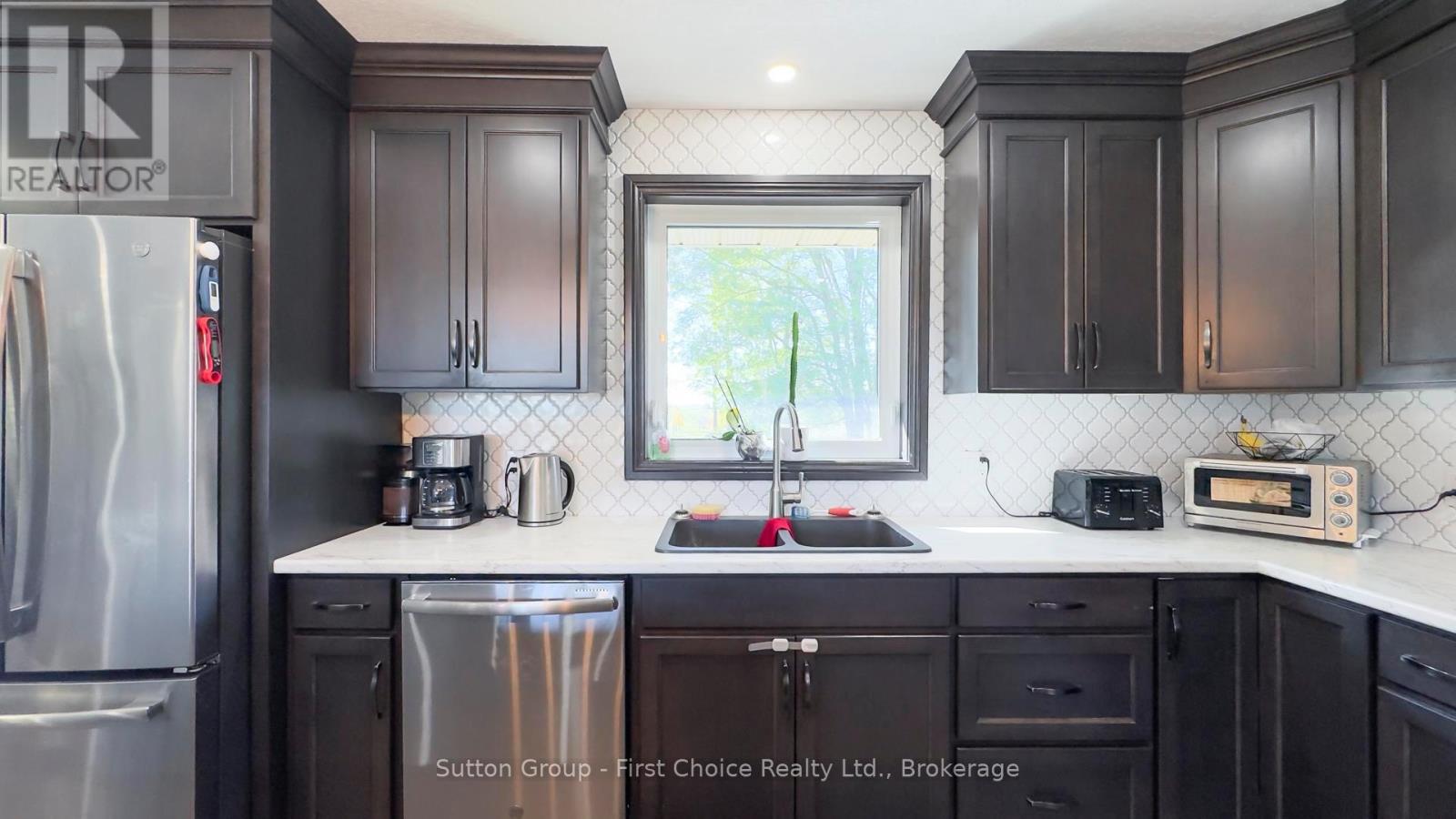10 Bayfield Street E, Huron East, Ontario  N0K 1G0 - Photo 17 - X13088184