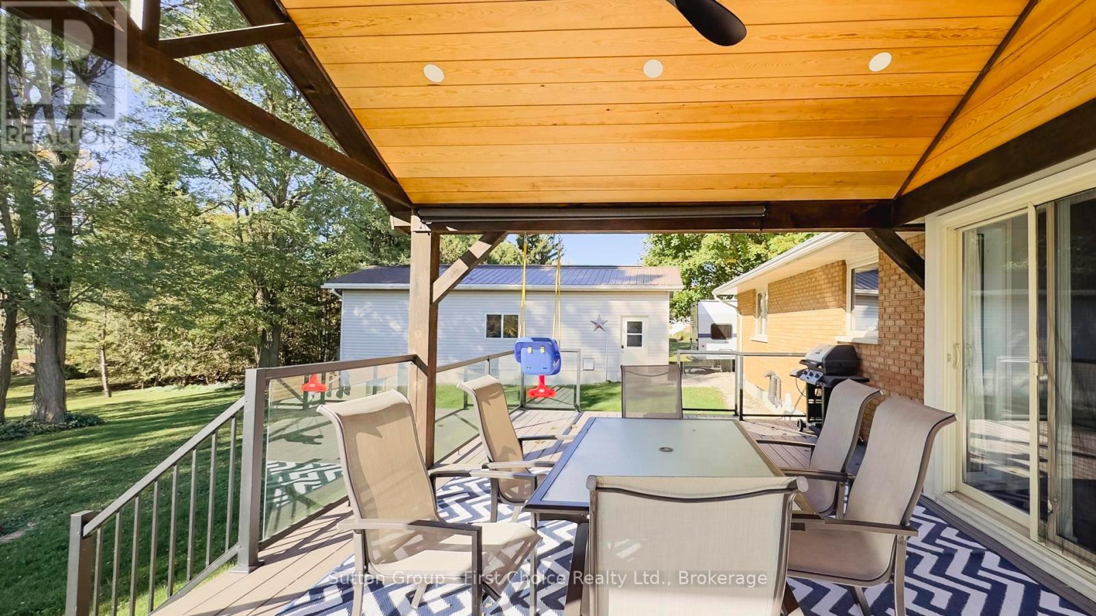 10 Bayfield Street E, Huron East, Ontario  N0K 1G0 - Photo 42 - X13088184