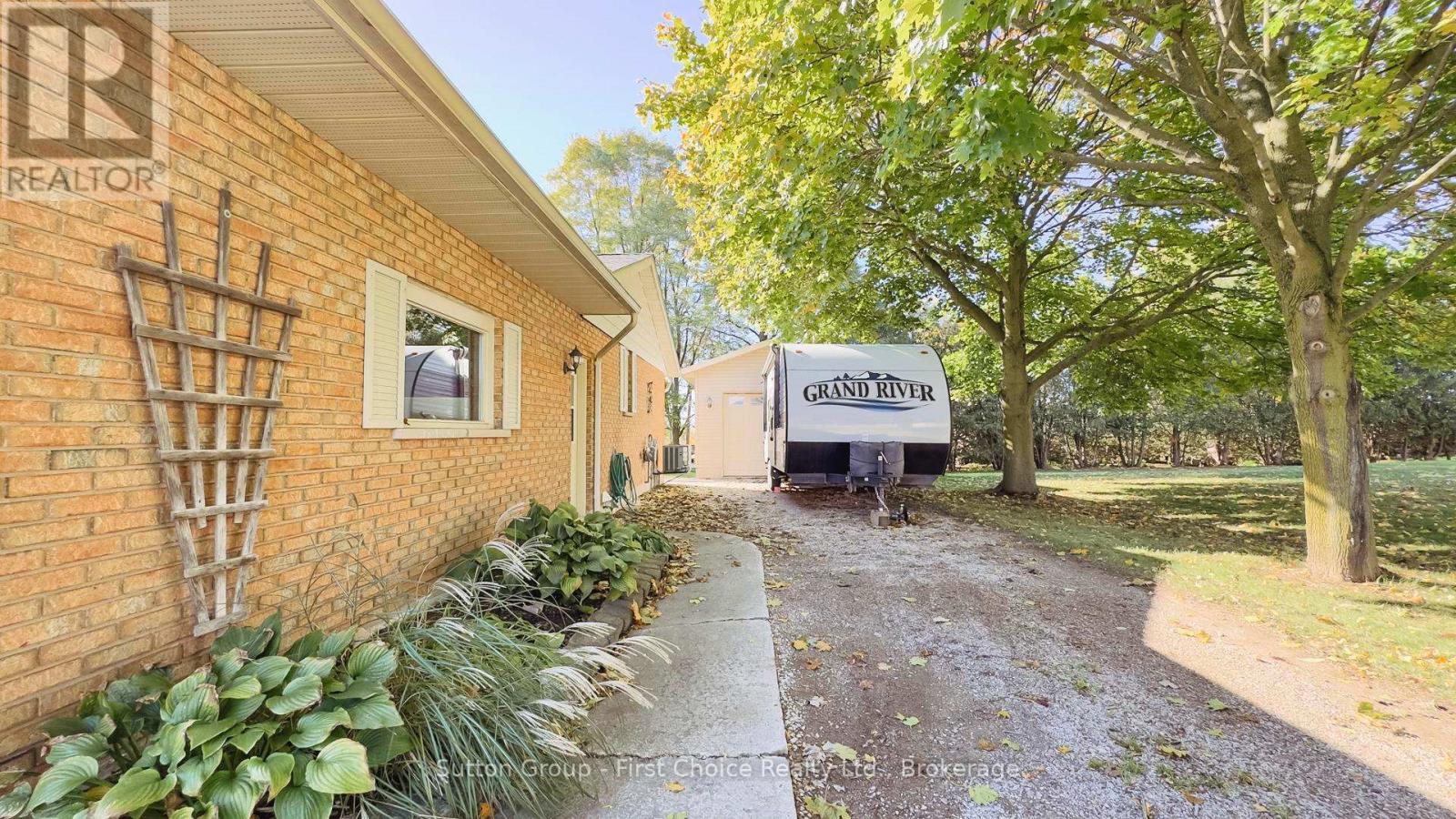 10 Bayfield Street E, Huron East, Ontario  N0K 1G0 - Photo 49 - X13088184