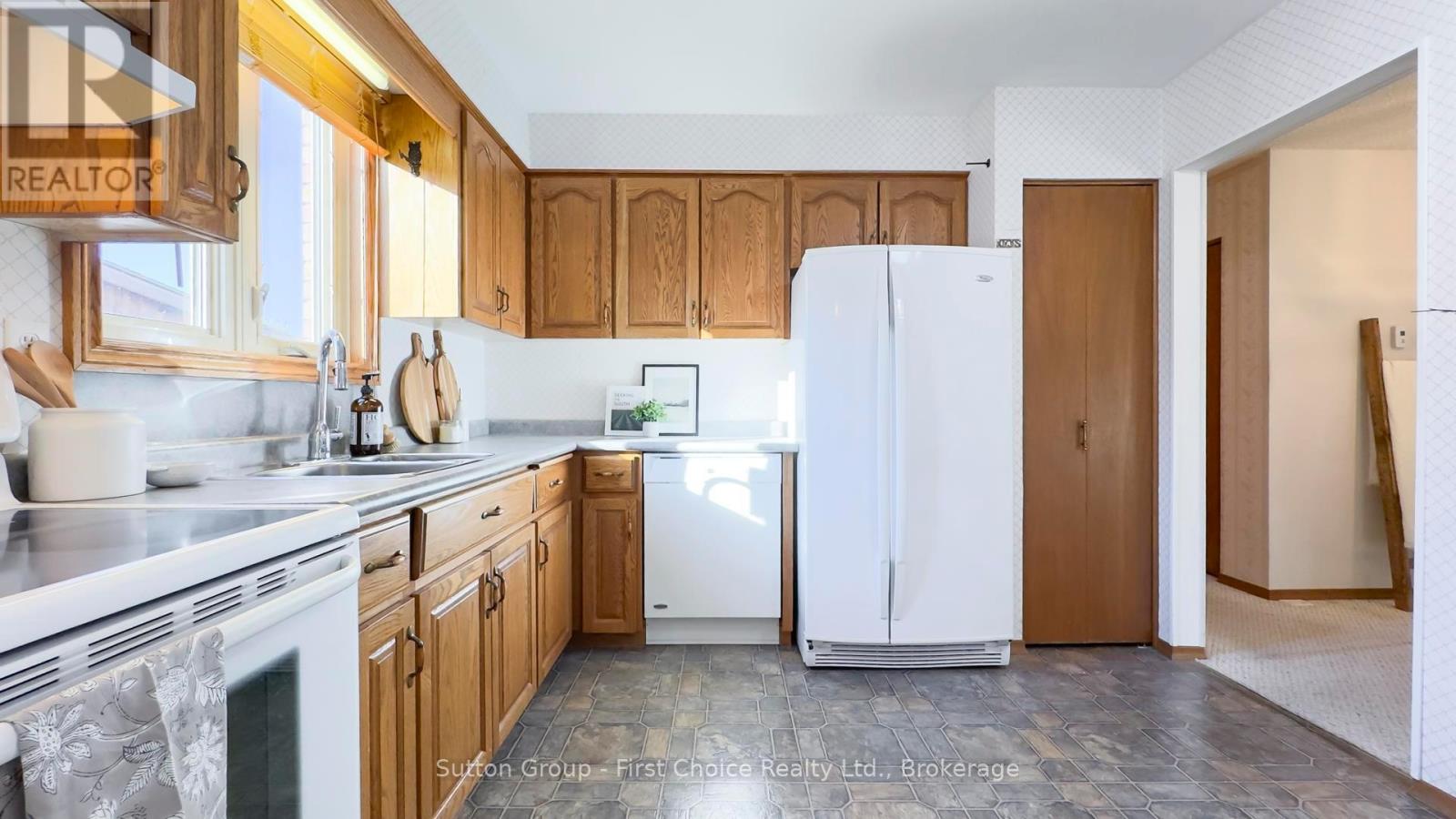8 Dunsford Crescent, St. Marys, Ontario  N4X 1C6 - Photo 16 - X13088186