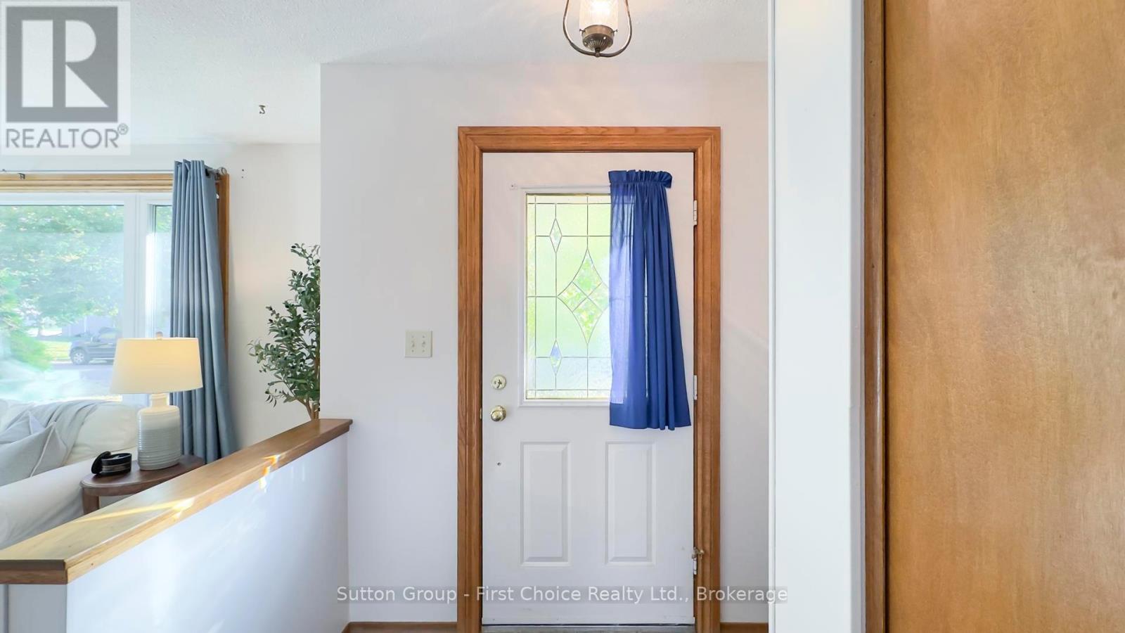 8 Dunsford Crescent, St. Marys, Ontario  N4X 1C6 - Photo 6 - X13088186